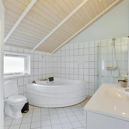 Arnika - 28km From The Sea By Interhome Toftlund